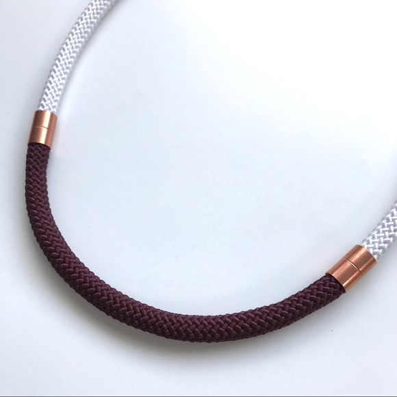 White + burgundy statement necklace with copper pieces - Picture 1 of 4